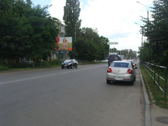 Фото рекламной плоскости по адресу І.Мазепи вул.(Калініна), 9 (Мон Плезір)