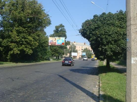 Фото рекламной плоскости по адресу Небесної Сотні вул. (Леніна), 34