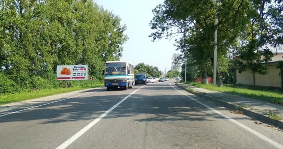 Фото рекламної площини за адресою Трасса Львов- Рава-Русская (М-09) на Львов + выезд с г.Жовква на Львов