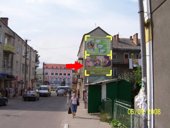 Фото рекламної площини за адресою м. Сокаль вул. Тартаківська (центр,  прямо головна площа) 4х3 нижній