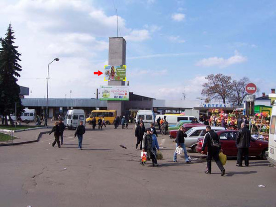 Фото рекламної площини за адресою м. Червоноград вул. Сокальська (Залізодорожний, автовокзал зупинка всього громадського транспорту  ринок) верхній 4х3 рамка для сітки