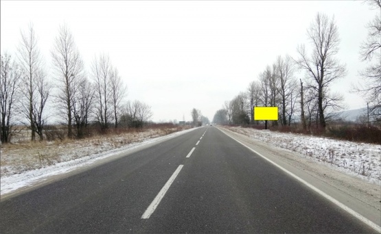 Фото рекламной плоскости по адресу Трасса Львов- Рава-Русская (М-09), с границы c Польшей (г.Рава-Русская) на г.Львов, г.Жовква