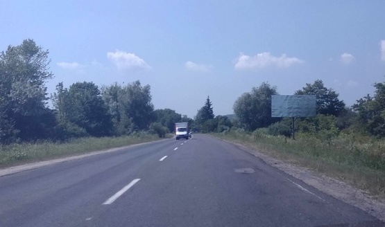 Фото рекламної площини за адресою на г.Львов, на г.Жовква/ на границу с Польшей (г.Рава - Русская), трасса Львов-Ковель (P15)