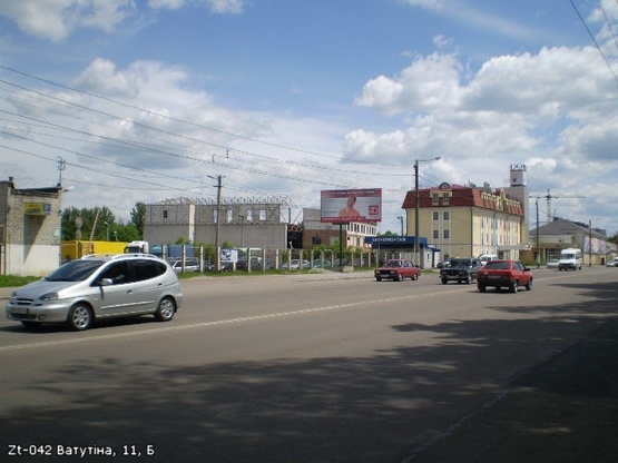 Фото рекламной плоскости по адресу Проспект Незалежності, 11