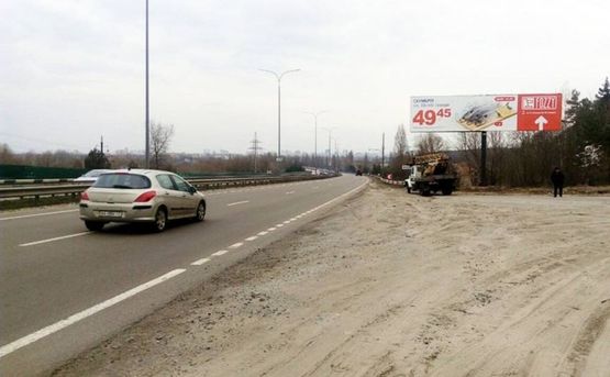 Фото рекламной плоскости по адресу ул Богатырская /900 м после перекрестка на Вышгород,на Петривцы,Дымер (А) правый/ на Киев