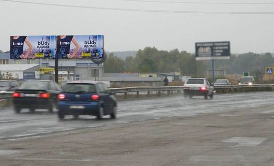 Фото рекламной плоскости по адресу Бровары Окружная/поворот на Княжичи/АЗС ОККО (В) левый - на Бровары,Киев