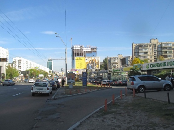 Фото рекламної площини за адресою пр.Победы,27 (А) маг.Итертоп, ст.м.КПИ -в центр -призма пл.2