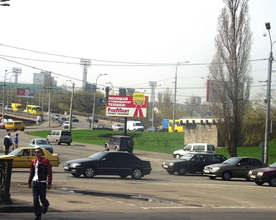 Фото рекламної площини за адресою пр.Победы,9/47-Воздухофл.пр.(Воздухофлотский мост) – из центра