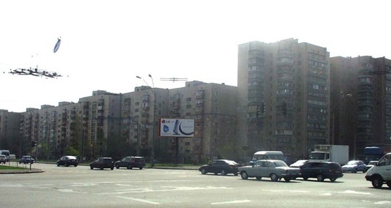 Фото рекламной плоскости по адресу Пр.Ген.Ватутина/бул.Перова (развязка Троещина/Воскресенка)