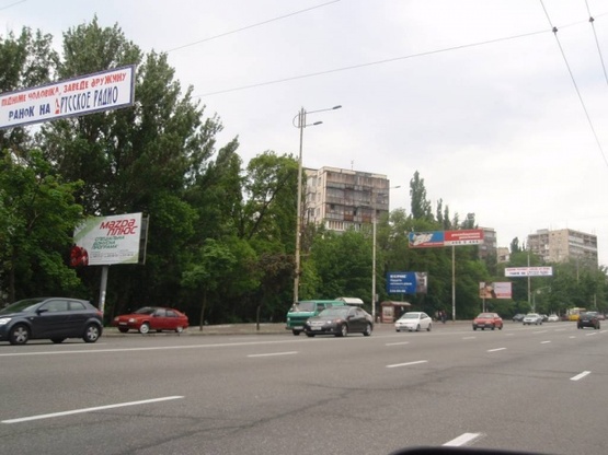 Фото рекламной плоскости по адресу Василия Липковского ул. (Урицкого), 11(напротив автостоянки)