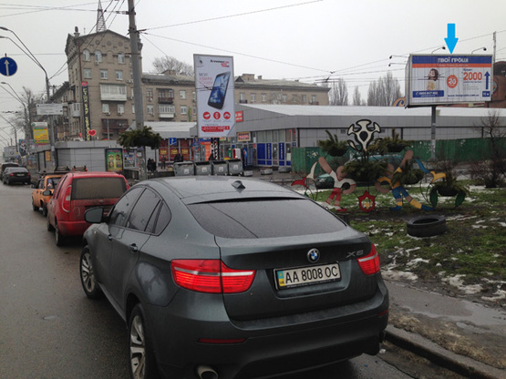 Фото рекламной плоскости по адресу просп.Победы, 47 ст.м.Шулявка "ТЦ "Большевик"(направление в центр) (призма А1)