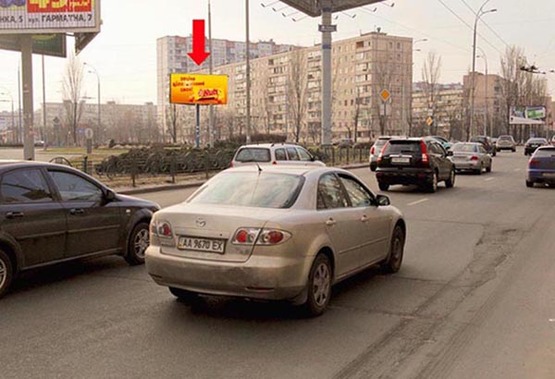 Фото рекламной плоскости по адресу просп. Героев Сталинграда/ ул. Мате Залке(клумба) направл. на Оболонь (А)