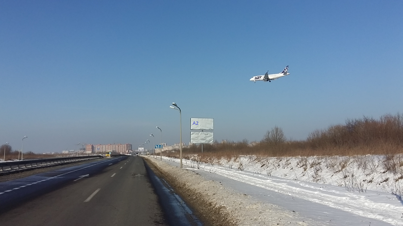 Фото рекламной плоскости по адресу Кульпарківська, біля заправки SOCAR в сторону ТРЦ Victoria Gardens (верхній)