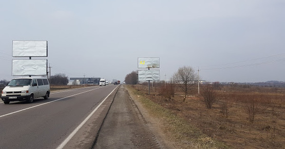 Фото рекламної площини за адресою Обїздна М-10, З.О. м. Львова, біля Арт-Енерго в сторону Епіцентру (верхній)