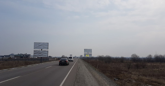 Фото рекламної площини за адресою Обїздна М-10, З.О. м. Львова, Панська Гора в сторону Кінг Крос (нижній)1