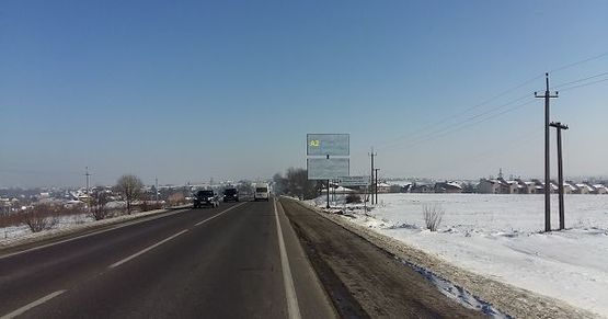 Фото рекламної площини за адресою Обїздна М-10, З.О. м. Львова, біля Арт-Енерго в сторону Кінг Крос (верхній)