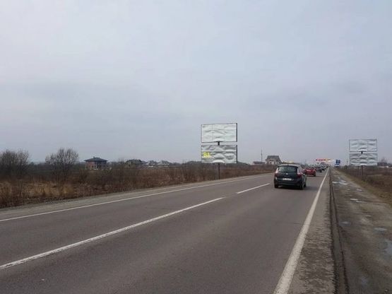 Фото рекламної площини за адресою Об'їзна М-10, З.О. м. Львова, Панська Гора в сторону Сокільник (нижній)1