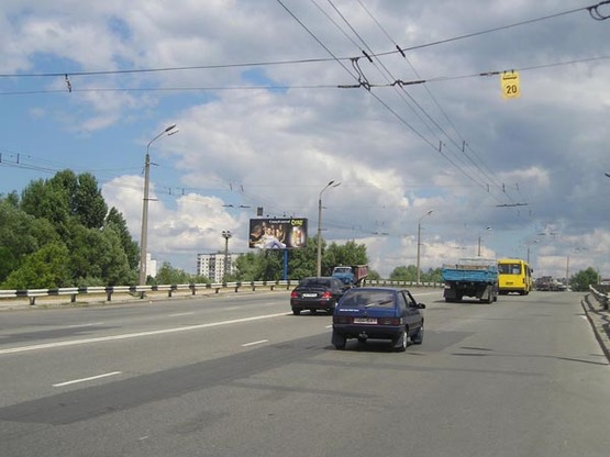 Фото рекламної площини за адресою ул.Луговая (Б) направление к ТЦ "Дримтаун"