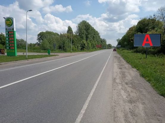 Фото рекламной плоскости по адресу М-09, Тернопіль-Львів-Рава-Руська, з Винників в сторону Тернополя (навпроти АЗС WOG)