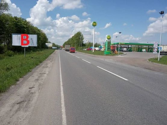 Фото рекламної площини за адресою М-09, Тернопіль-Львів-Рава-Руська, з Тернополя в сторону Винників (навпроти АЗС WOG)