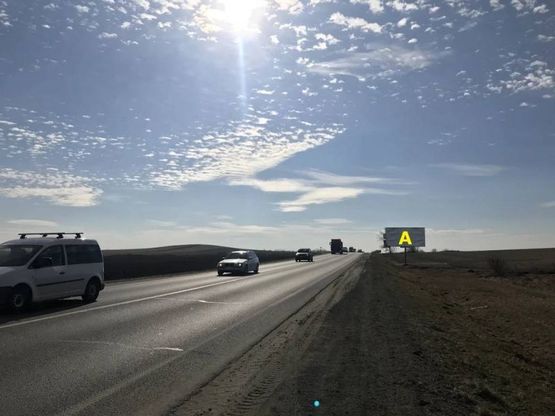 Фото рекламної площини за адресою Обїздна М-06, Київ-Чоп, рух від с. Кам"янопіль в сторону Винник 2