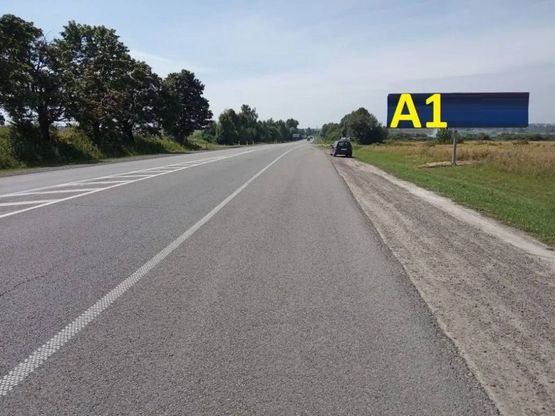 Фото рекламної площини за адресою М-06 Київ-Чоп, с.Підбірці в сторону Винник лівий
