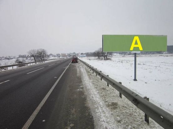 Фото рекламної площини за адресою М-06 Київ-Чоп, перед с.Гамаліївка після АЗС WOG в сторону Львова