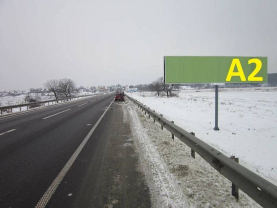 Фото рекламної площини за адресою М-06 Київ-Чоп, перед с.Гамаліївка після АЗС WOG в сторону Львова (правий)