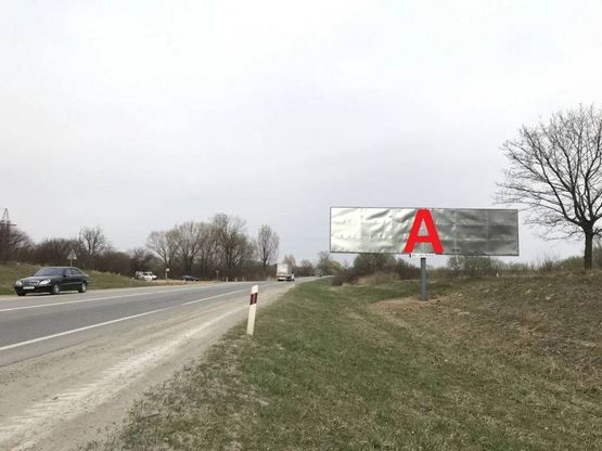 Фото рекламной плоскости по адресу М-06 Київ-Чоп, за поворотом на Тернопіль і в сторону Києва