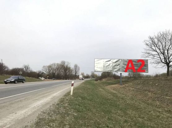 Фото рекламної площини за адресою М-06 Київ-Чоп, за поворотом на Тернопіль і в сторону Києва (правий)