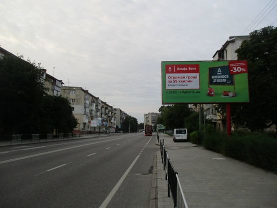 Фото рекламной плоскости по адресу Пасічна, 60 вул