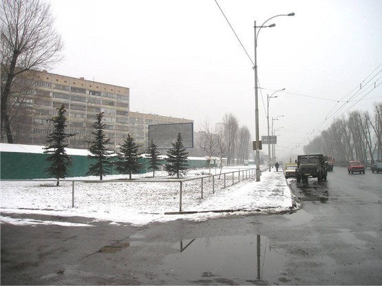 Фото рекламной плоскости по адресу ул., Зодчих 74 Крупная транспортная развязка, "Обойный" рынок, ТЦ "4 Room"  ТЦ "Диамант" ТЦ "Эпицентр"