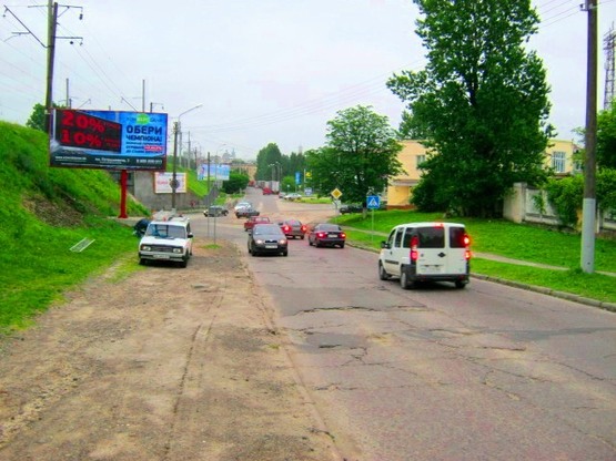 Фото рекламной плоскости по адресу Єрошенка вул.