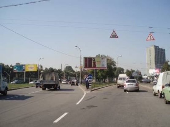 Фото рекламной плоскости по адресу Дегтяревская,55