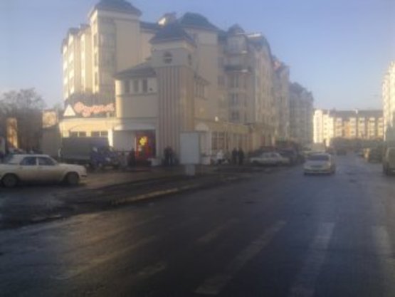 Фото рекламної площини за адресою П.Орлика - В.Великого №1