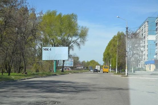 Фото рекламной плоскости по адресу пр. Металургов, Левый берег район рынка Кваки