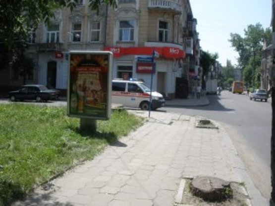 Фото рекламної площини за адресою Мазепи        центр