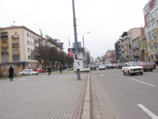 Фото рекламної площини за адресою вул. Незалежності (гот. "НАДІЯ") №1 ст.Б