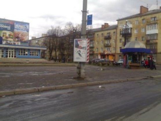 Фото рекламної площини за адресою вул. Незалежності ( Кінотеатр "КОСМОС") №1 ст.Б