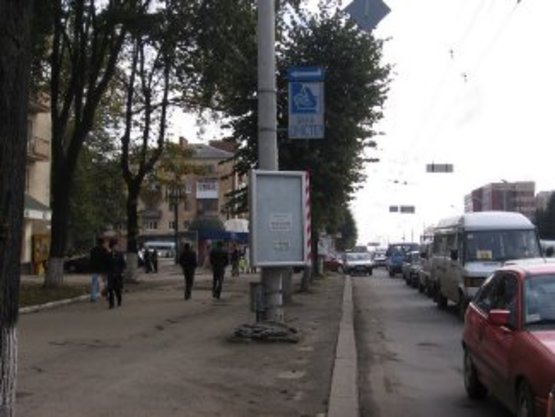 Фото рекламної площини за адресою вул. Незалежності ( Кінотеатр "КОСМОС") №3 ст.Б