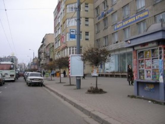 Фото рекламної площини за адресою вул. Незалежності ( навпроти гот. "НАДІЯ") №3 ст.А