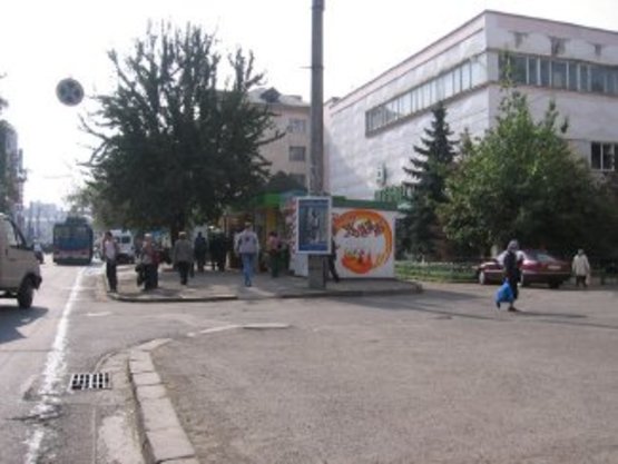 Фото рекламной плоскости по адресу вул. Галицька (меблі Альба) №1 ст А