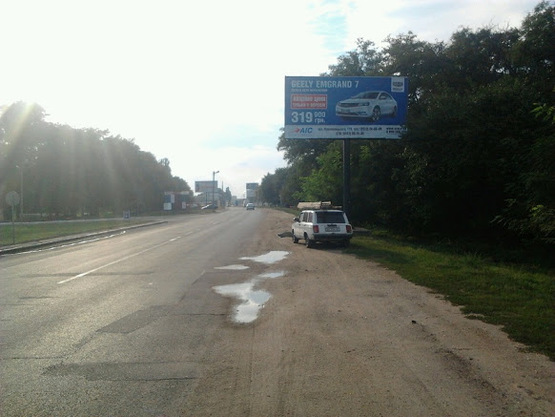 Фото рекламной плоскости по адресу ул Родимцева, въезд из Кр Рога