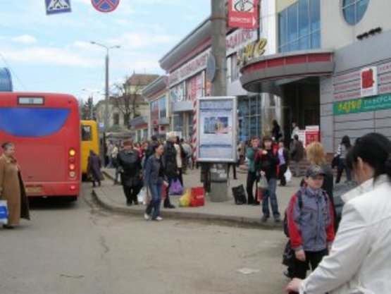 Фото рекламной плоскости по адресу вул. Дністровська (навпроти продуктового базару) №1ст А