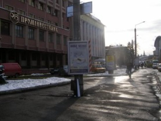 Фото рекламной плоскости по адресу вул. Дністровська (біля "Промінвестбанку") №2 ст Б