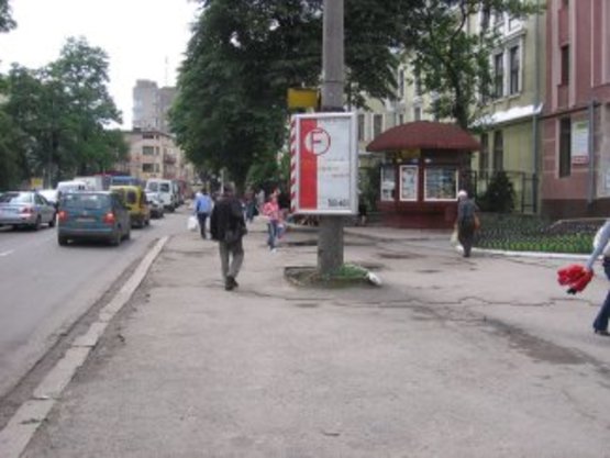 Фото рекламной плоскости по адресу вул. Васильянок (навпроти "Промінвест банку") №1 ст А