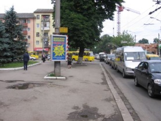 Фото рекламной плоскости по адресу вул. Васильянок (навпроти "Промінвест банку") №1 ст Б