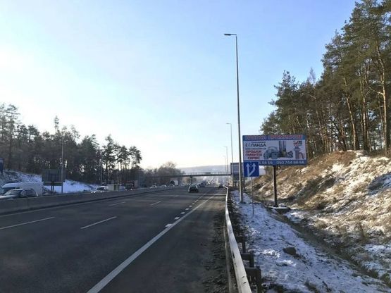 Фото рекламной плоскости по адресу В.Почтовая, а/д М-05 Киев-Одесса , возле поворота на Круглик