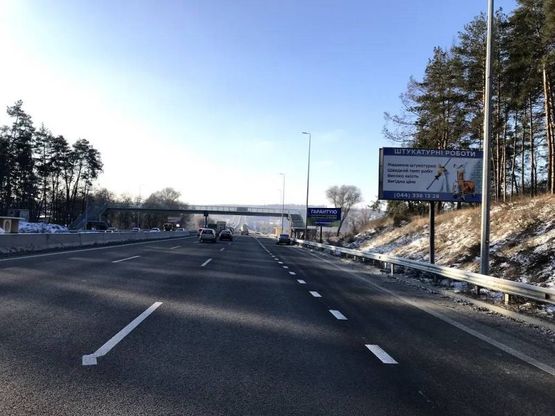 Фото рекламной плоскости по адресу В.Почтовая, а/д М-05 Киев-Одесса , возле поворота на Круглик