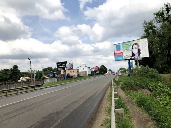 Фото рекламной плоскости по адресу Ул. Вячеслава Чорновола , перед АЗС "КЛО"